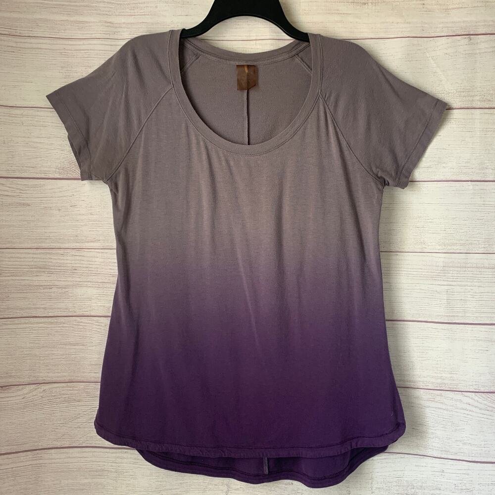 Calia by Carrie Underwood Gray Purple Ombre Gradient Short Sleeve Top Size LARGE